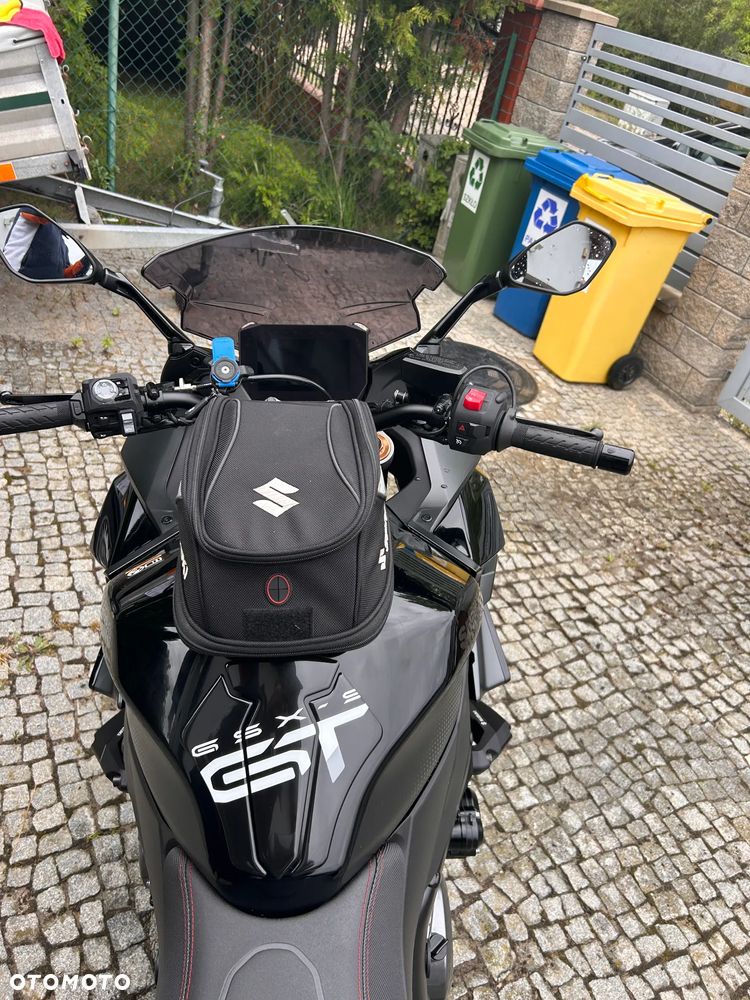 Suzuki GSX 1000 - 21