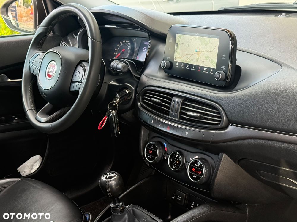 Fiat Tipo 1.4 T-Jet 16v S-Design - 16