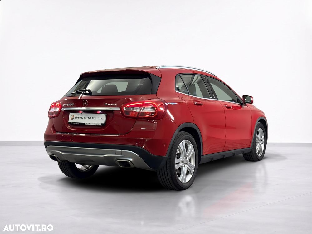 Mercedes-Benz GLA - 6