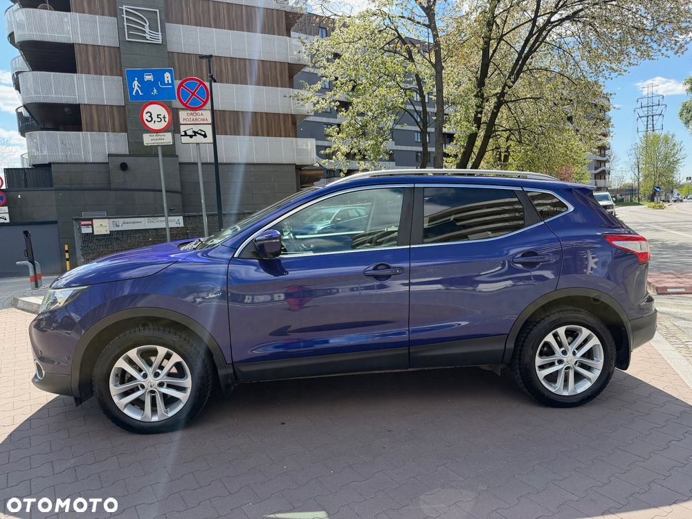 Nissan Qashqai 1.6 DCi 4x4 Tekna EU6 - 7