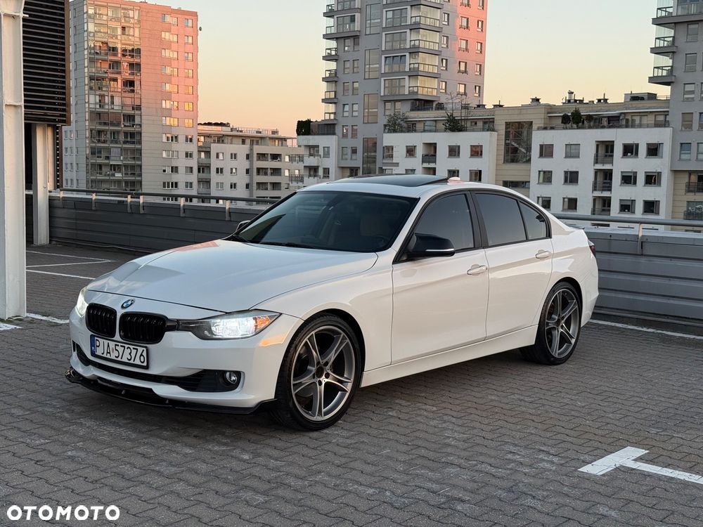 BMW 328I