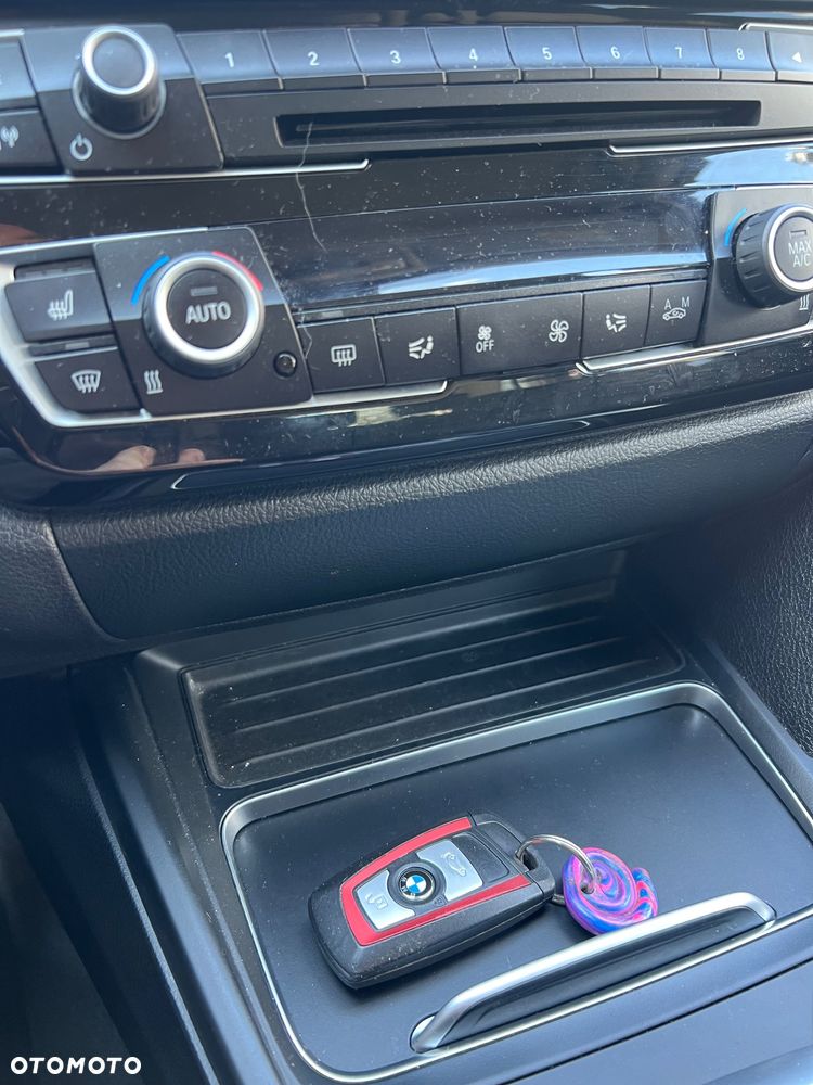 BMW Seria 3 320d Sport Line sport - 11