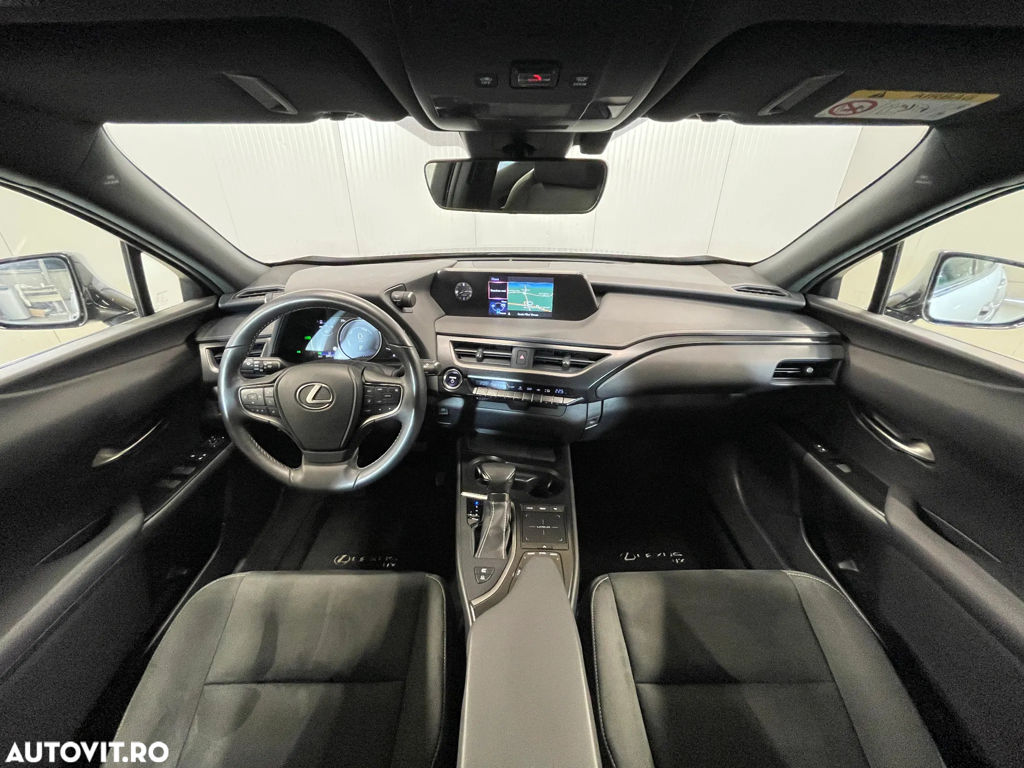 Lexus UX 250h 2.0L HEV 20H- (178 HP) 4X2 CVT Business - 7