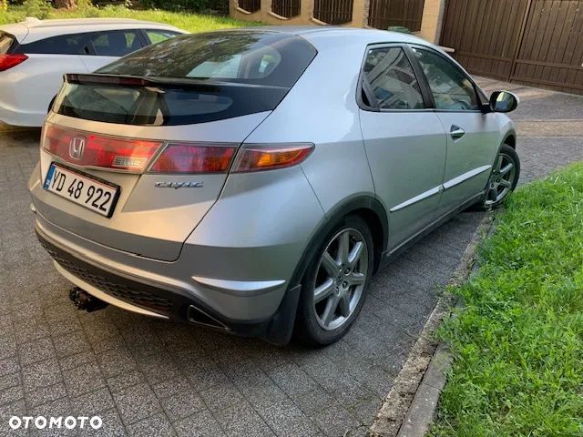 Honda Civic 1.8 Sport - 2