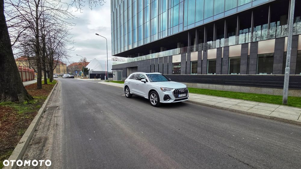 Audi Q3 45 TFSI Quattro S Line S tronic - 4