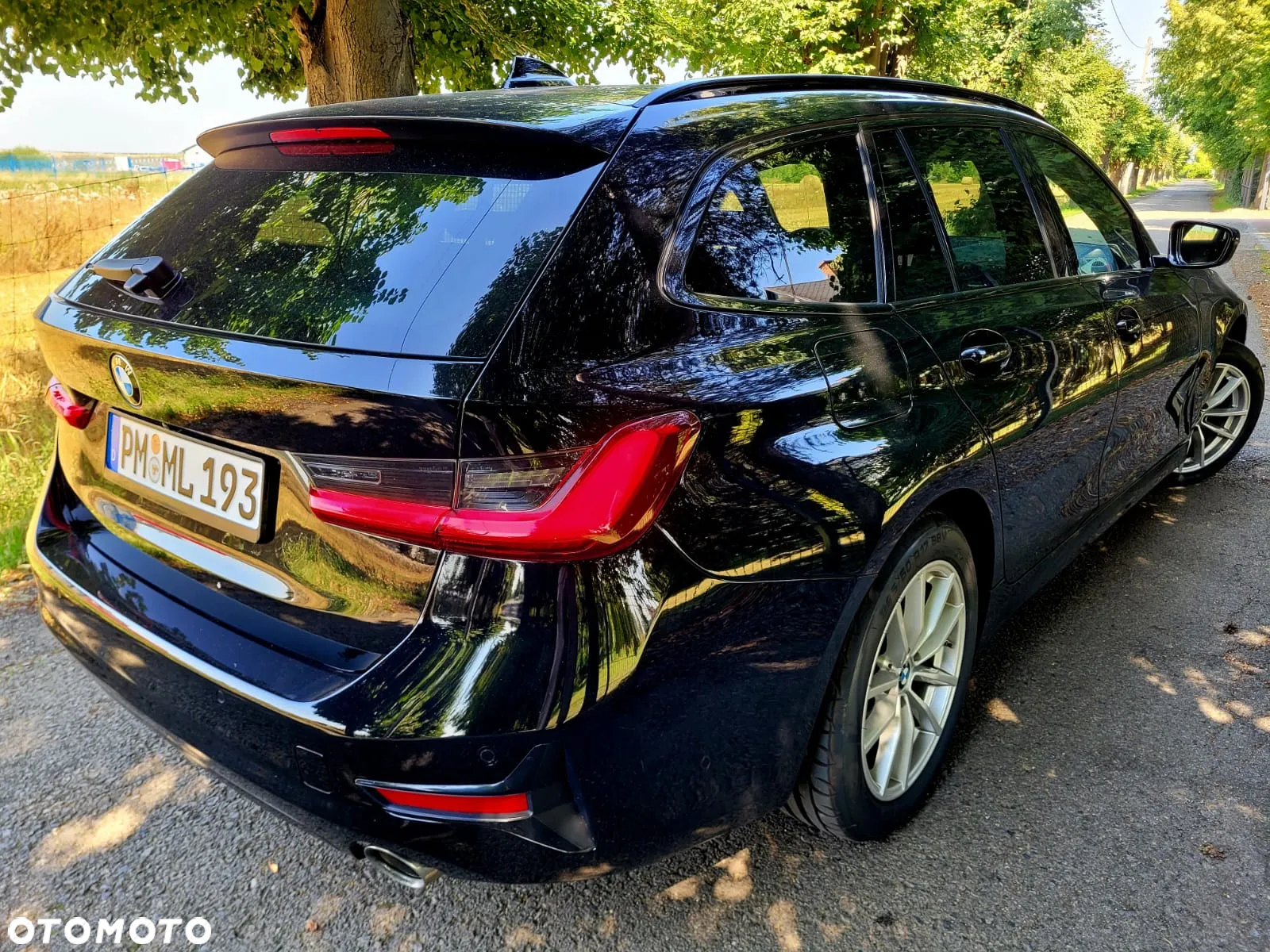 BMW Seria 3 330d Touring xDrive M Sport - 9