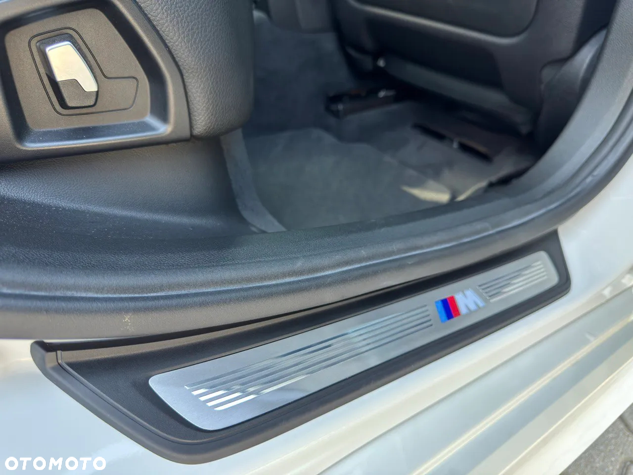 BMW 6GT 630i M Sport - 15