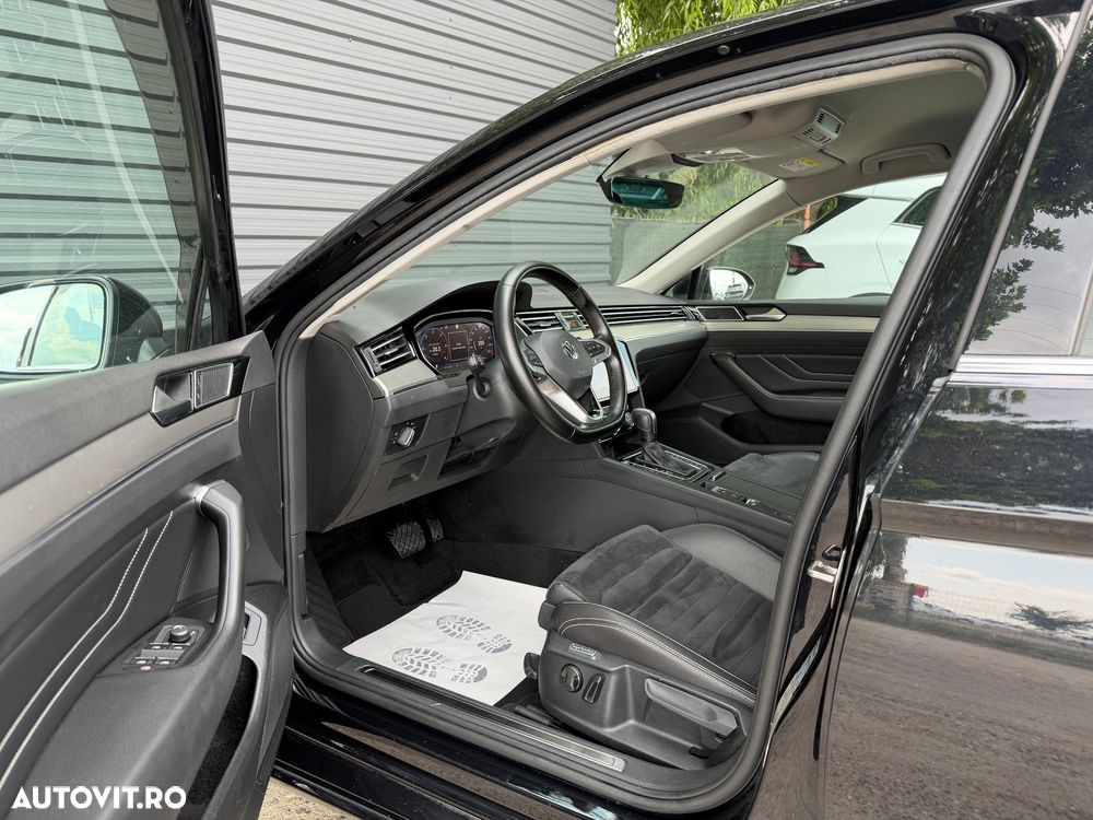 Volkswagen Passat 2.0 TDI DSG Highline - 13