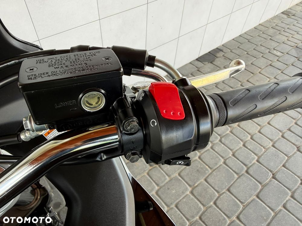 Suzuki GSX - 34