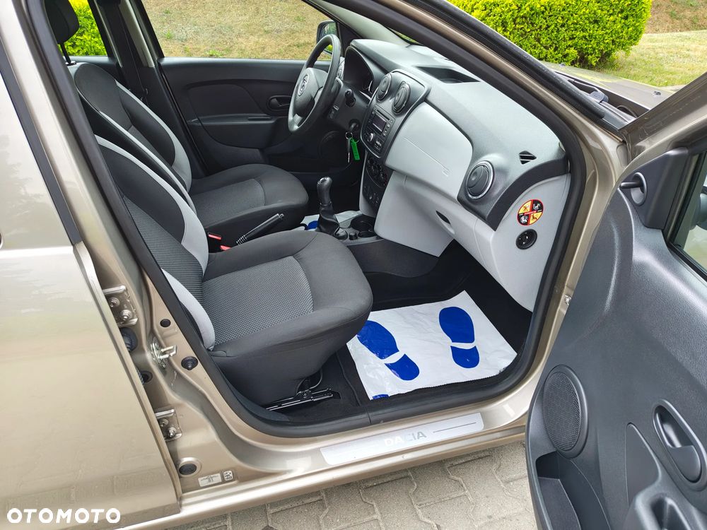 Dacia Sandero 1.2 16V 75 Celebration - 15