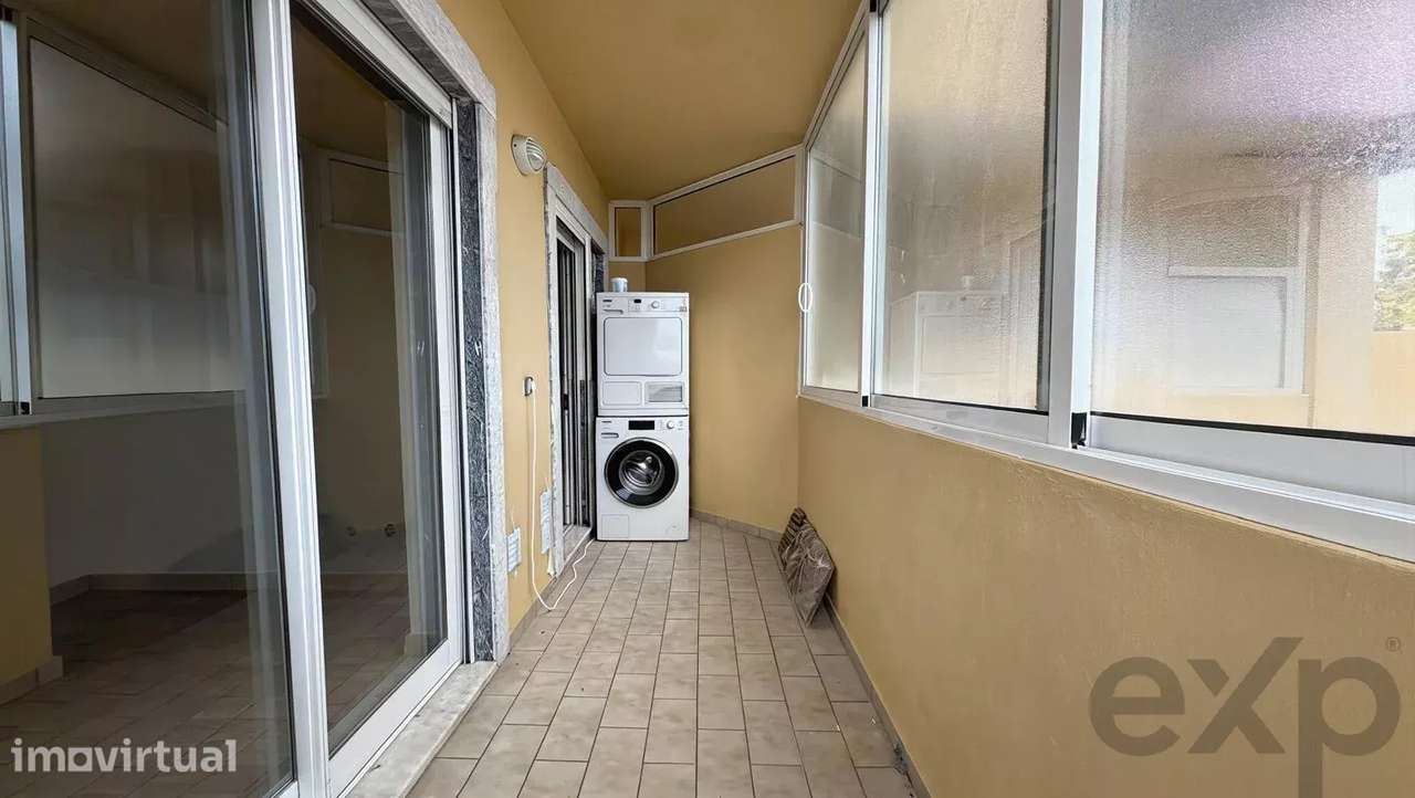 T3 com boas áreas no centro de Olhão - Grande imagem: 3/13