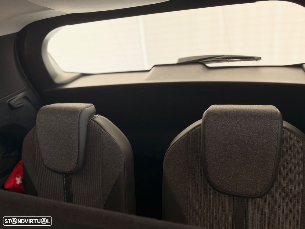 Peugeot 5008 1.5 BlueHDi Allure Pack EAT8 - 7