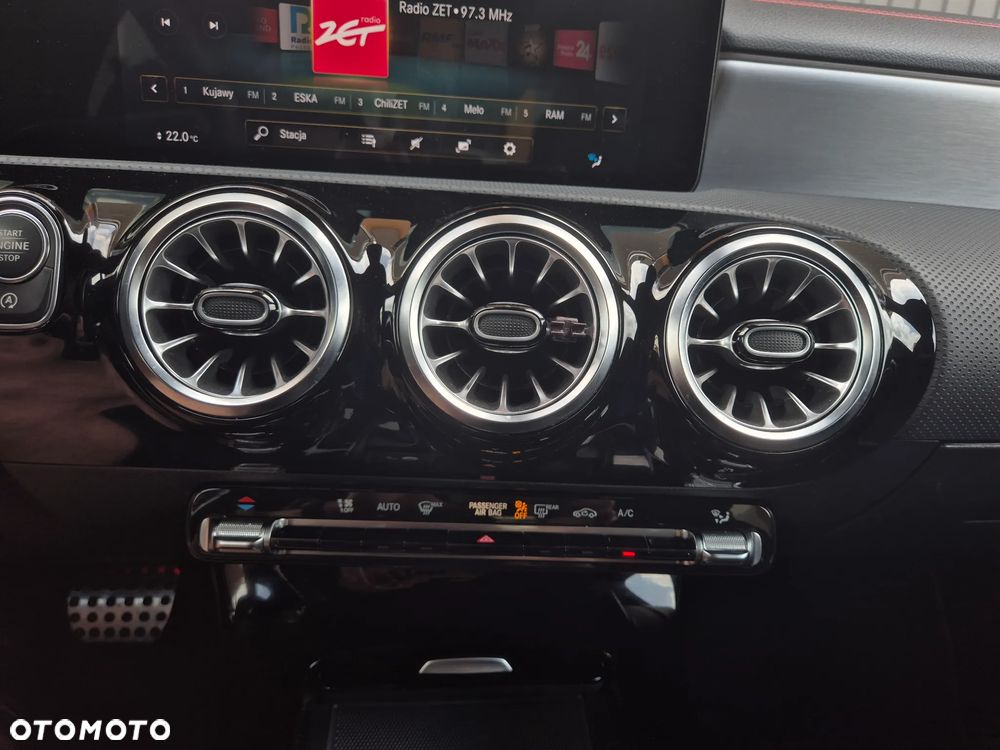 Mercedes-Benz CLA 250 Edition 1 7G-DCT - 22