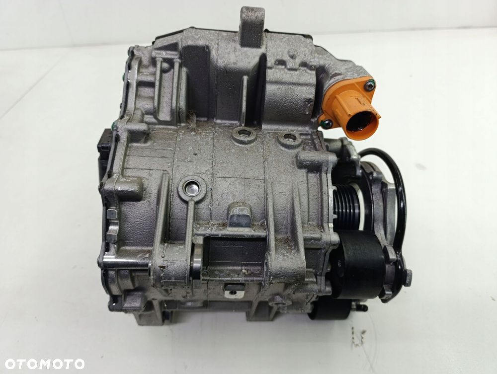 BMW 2 U06 ALTERNATOR GENERATOR 5A8B0D1 - 6