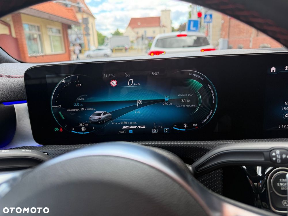 Mercedes-Benz CLA - 31
