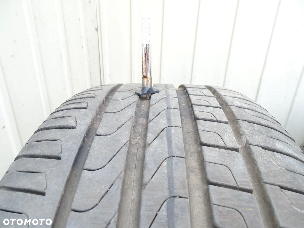 E klasa W212 Felgi 9Jx18/8.5Jx18 Alu komplet z oponami 2124012402 - 23