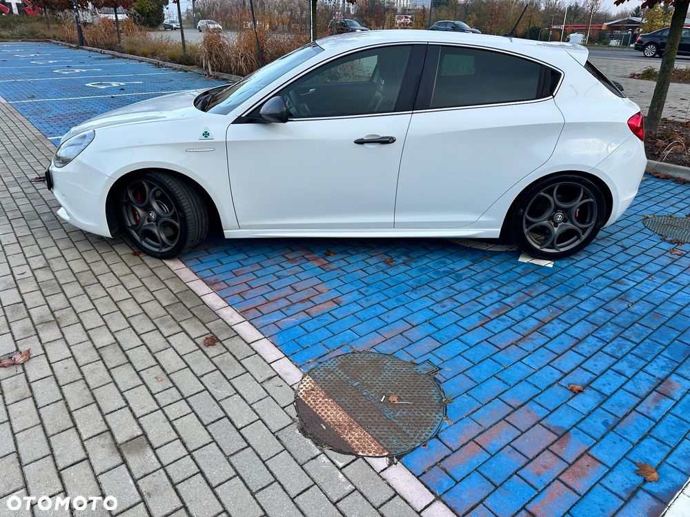 Alfa Romeo Giulietta - 8