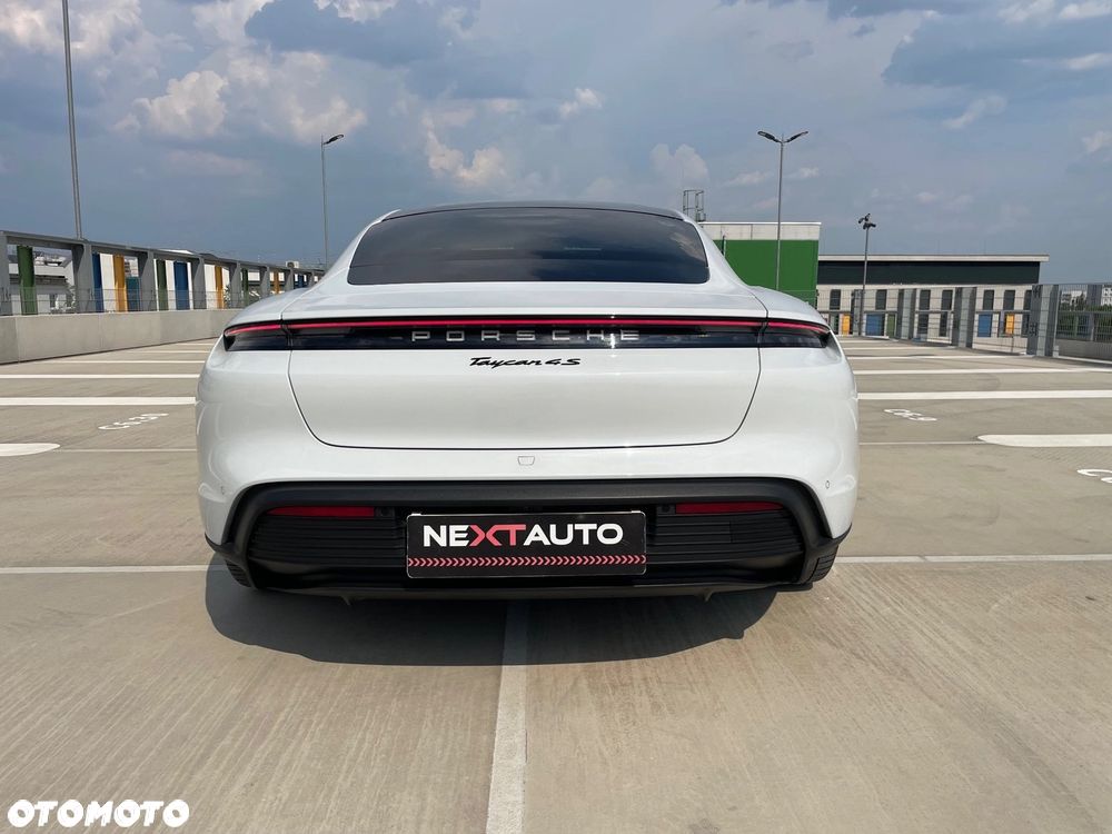 Porsche Taycan 4S Performance Plus - 10