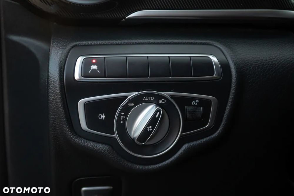 Mercedes-Benz Klasa V 250 (BlueTEC) d lang 7G-TRONIC Edition - 27