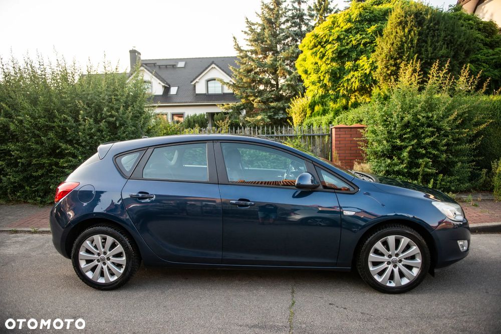 Opel Astra 1.6 ecoFLEX Start/Stop - 4