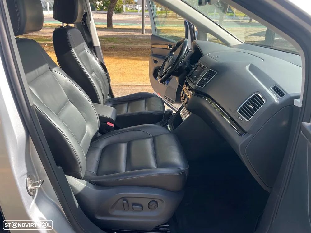 VW Sharan 2.0 TDI Blue Highline DSG - 19