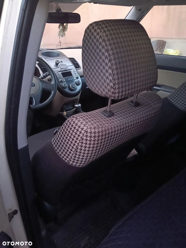 Kia Soul 1.6 CRDI L - 6