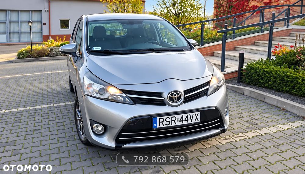 Toyota Verso - 15