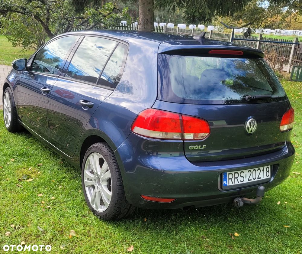 Volkswagen Golf 2010 photo 3
