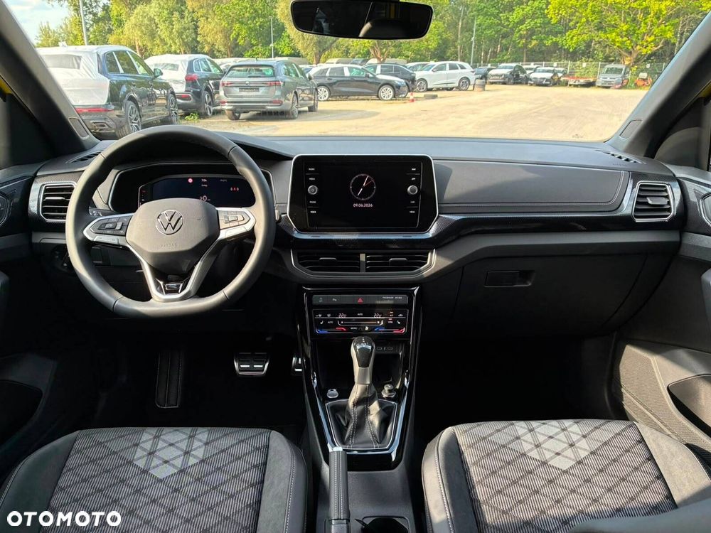 Volkswagen T-Cross - 12