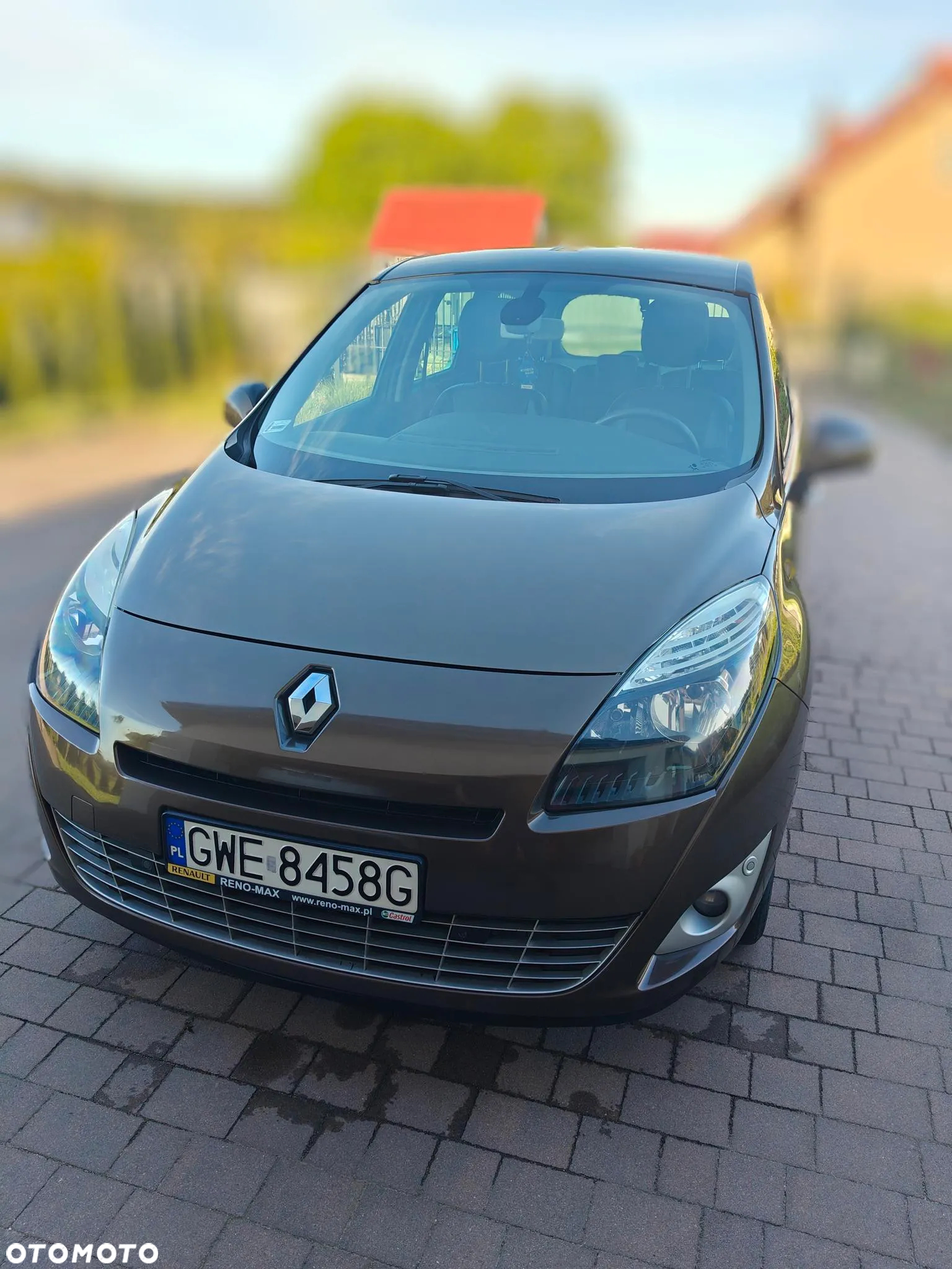 Renault Grand Scenic - 4