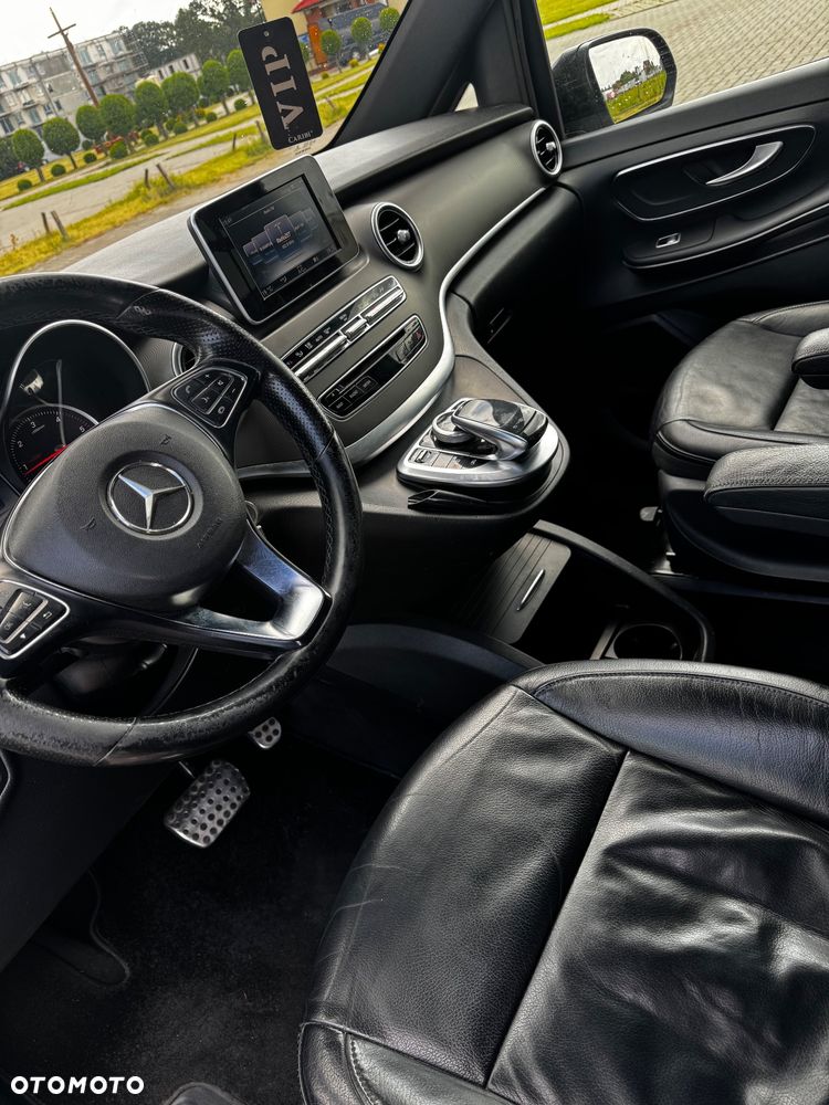 Mercedes-Benz Klasa V 220 CDI Avantgarde 7G-Tronic (ekstra d³) - 12