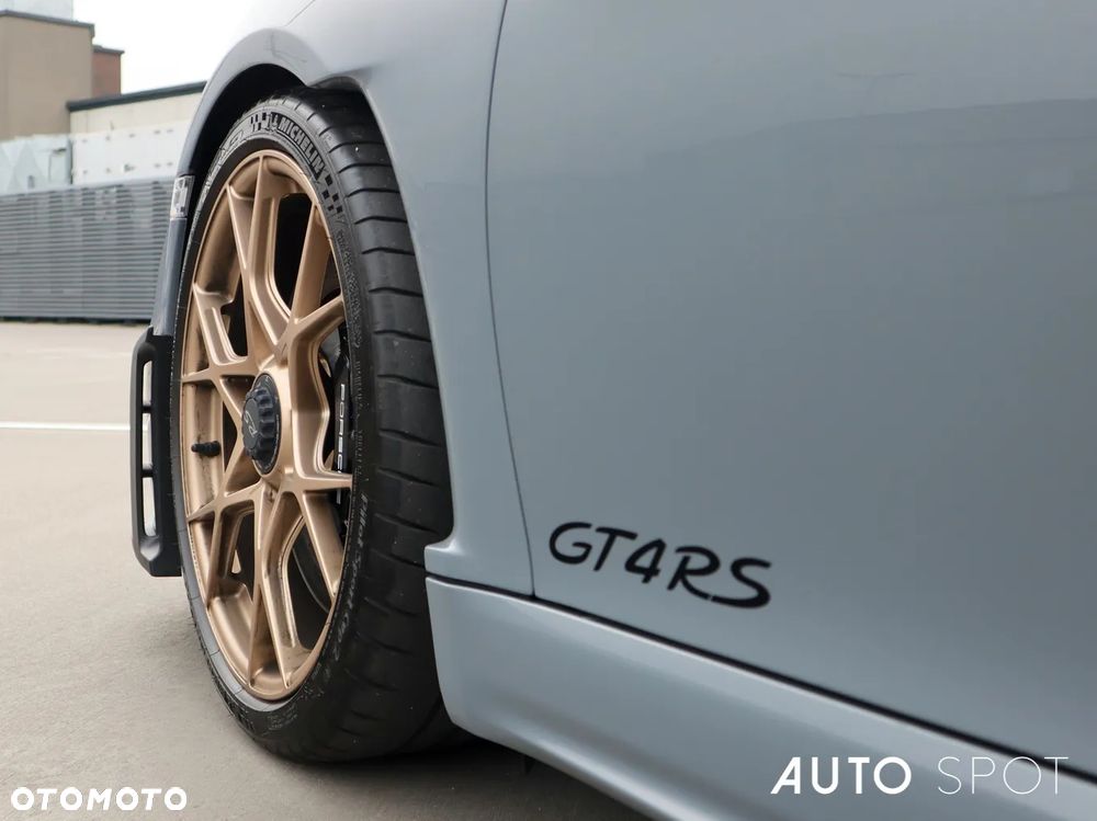 Porsche 718 Cayman GT4 RS - 7