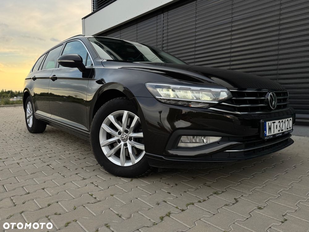 Volkswagen Passat 1.5 TSI EVO Business DSG - 1