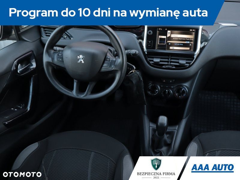 Peugeot 208 - 9