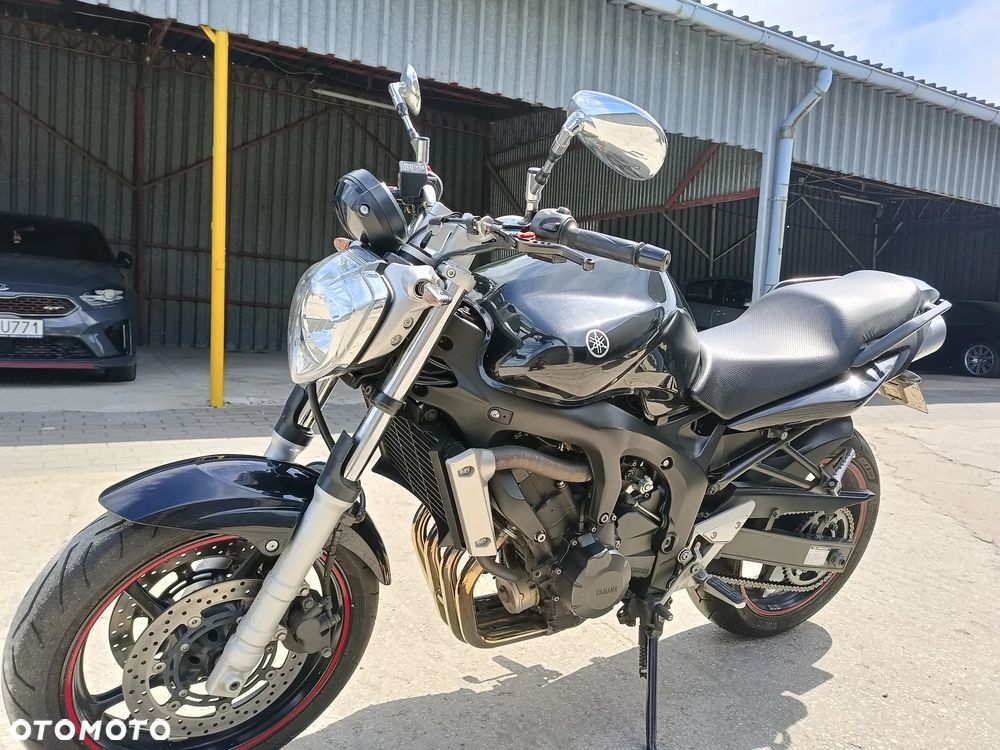Yamaha FZ6 - 3