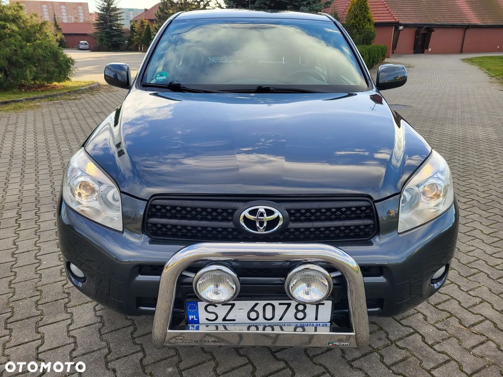 Toyota RAV4 2.0 VVT-i Sol - 11
