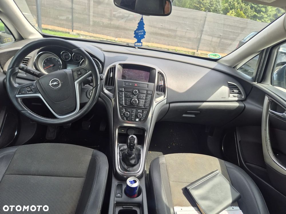 Opel Astra 1.4 ecoFLEX Cosmo - 6