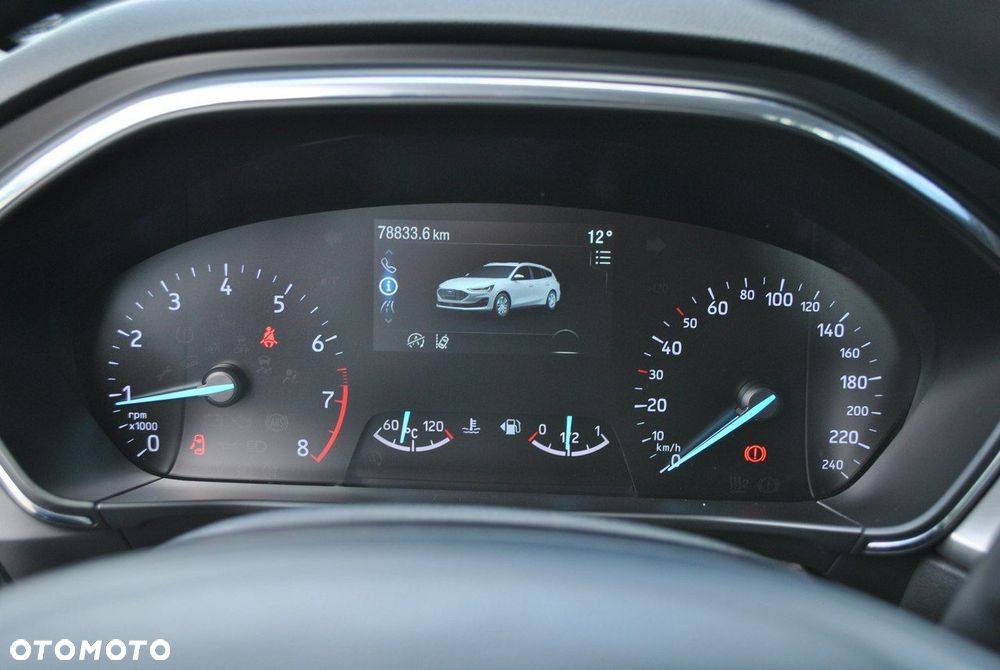 Ford Focus 1.0 EcoBoost Titanium - 17