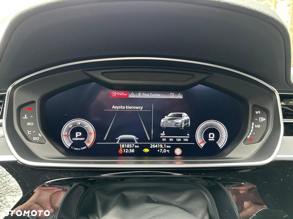 Audi A8 - 34
