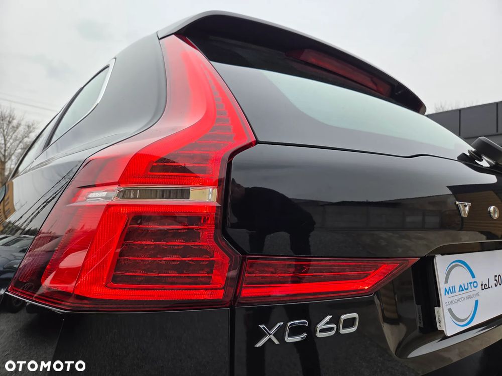 Volvo XC 60 D4 Momentum Pro - 34