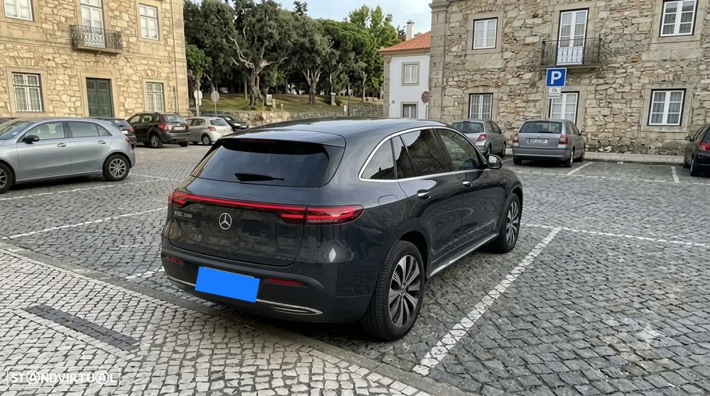 Mercedes-Benz EQC 400 4Matic - 2