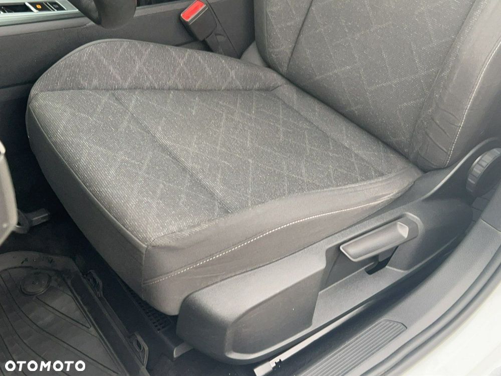 Volkswagen Golf 1.0 eTSI Life DSG - 17