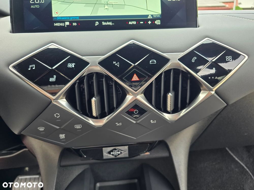 DS Automobiles DS 3 Crossback - 32