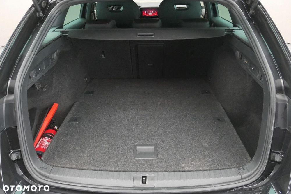 Skoda Octavia 2.0 TSI RS DSG - 16