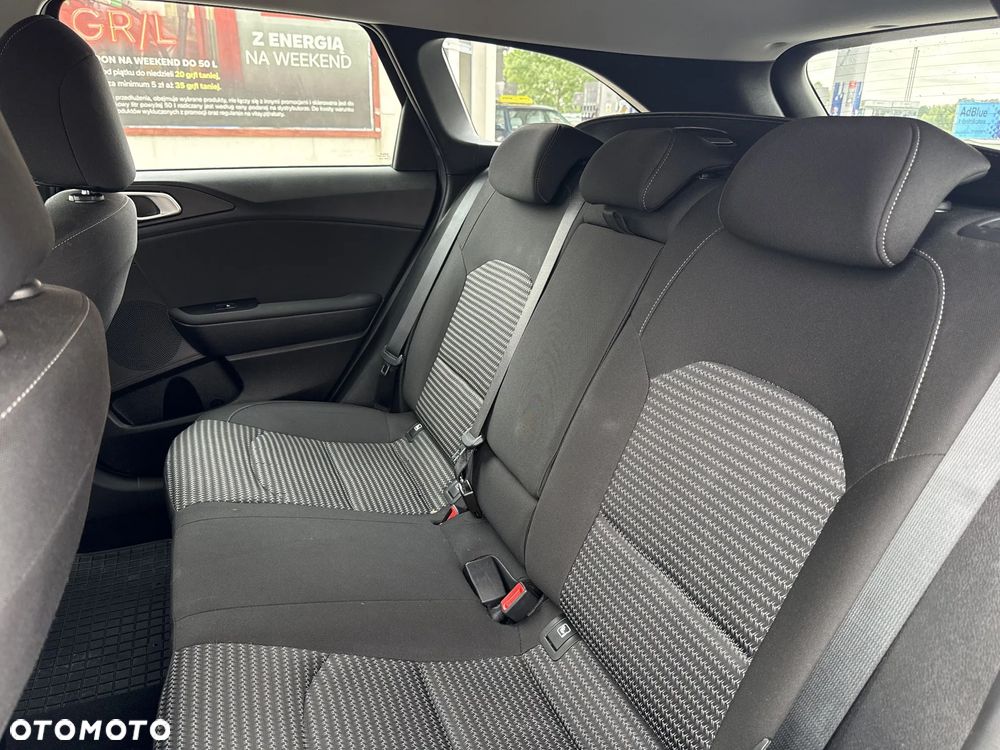 Kia Ceed 1.5 T-GDI M DCT - 17
