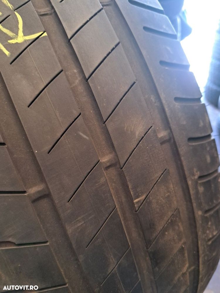 O anvelopa 305/40 R20 Bridgestone runflat - 4