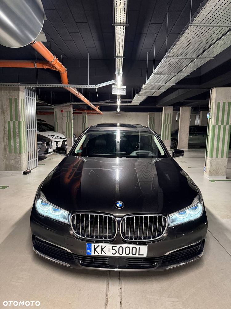 BMW Seria 7 740d xDrive - 2