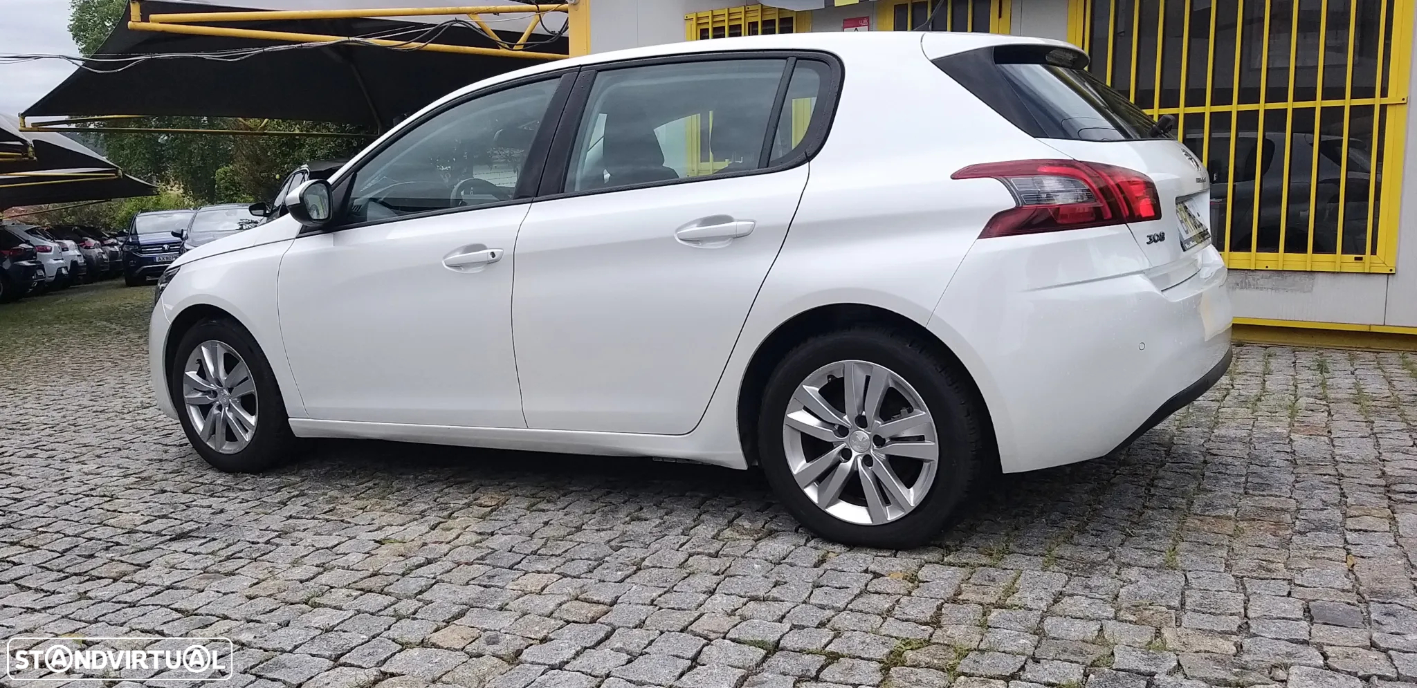 Peugeot 308 1.2 PureTech Allure - 5