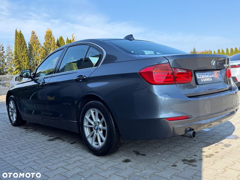 BMW Seria 3 318d Luxury Line - 8