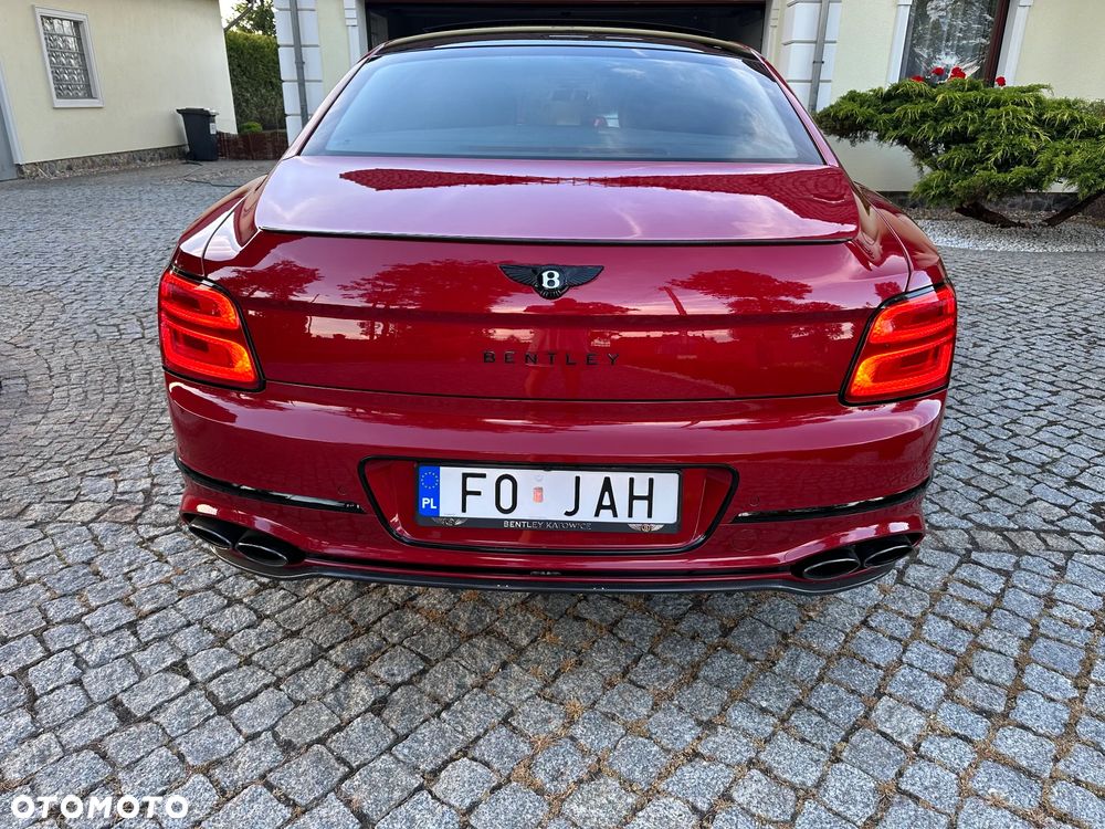 Bentley Flying Spur V8 - 32